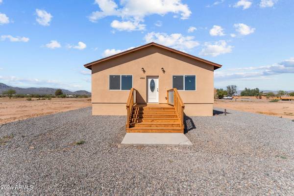 Aguila, AZ 85320,49820 N 4TH Street