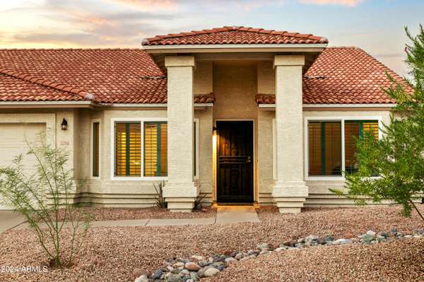 3706 E DESERT FLOWER Lane, Phoenix, AZ 85044