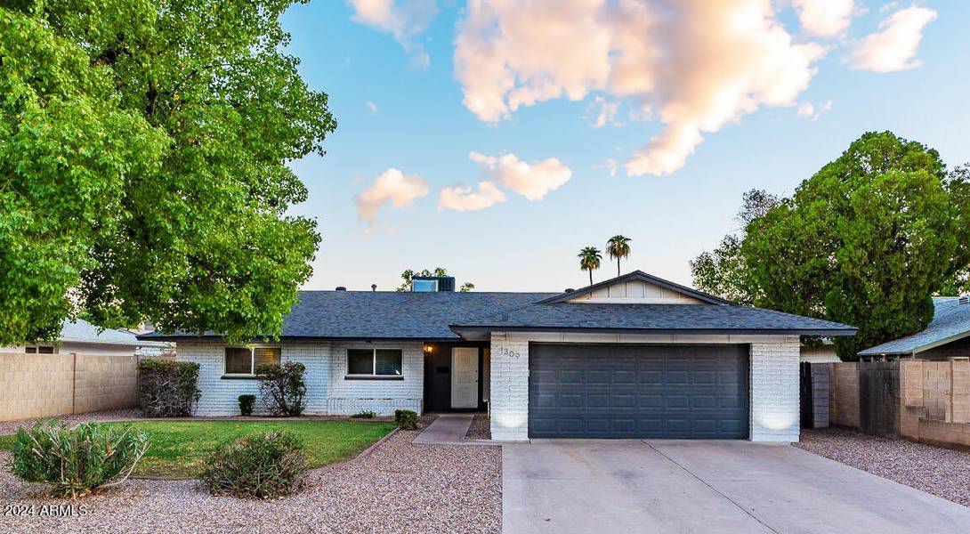 1309 E MINTON Drive, Tempe, AZ 85282