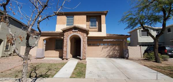 3951 S SPLENDOR Place, Gilbert, AZ 85297