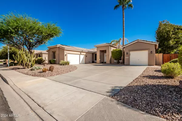 Chandler, AZ 85286,2081 W MAPLEWOOD Street