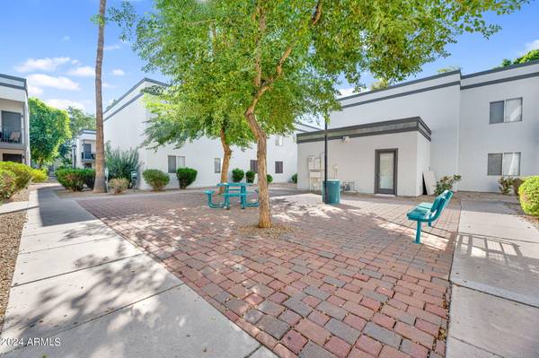 740 W ELM Street #125, Phoenix, AZ 85013