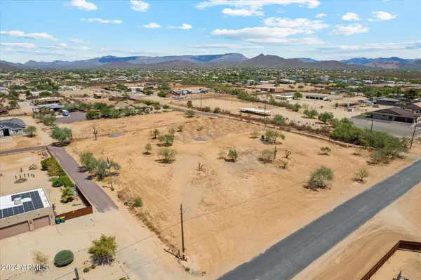 Desert Hills, AZ 85086,1508 W Maddock Road #-