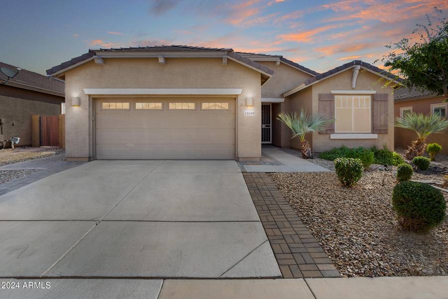 24049 N 165TH Avenue, Surprise, AZ 85387