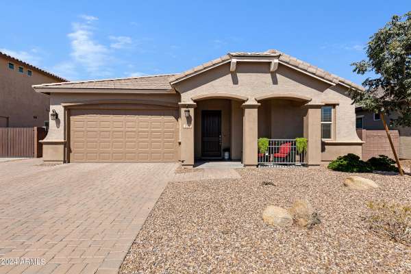 San Tan Valley, AZ 85140,1390 W CALABASH Avenue