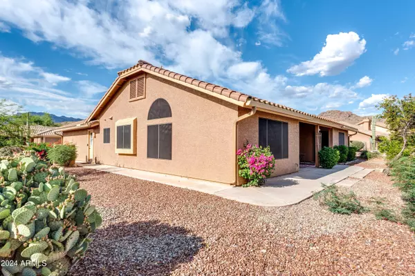 Gold Canyon, AZ 85118,8393 E JUMPING CHOLLA Drive