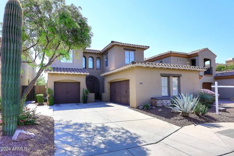 3947 E Crest Lane Lane, Phoenix, AZ 85050