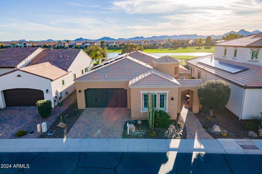 36456 N CRUCILLO Drive, San Tan Valley, AZ 85140