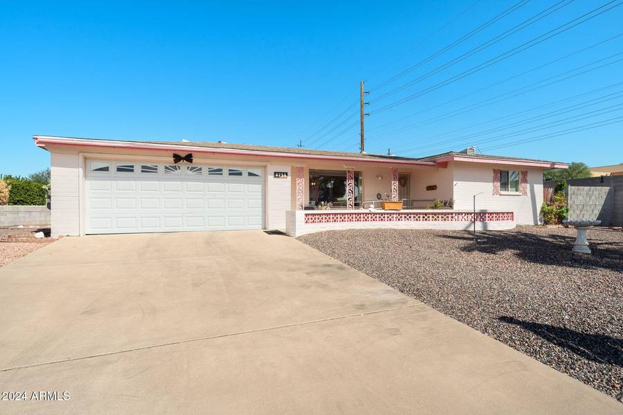 6756 E ADOBE Street, Mesa, AZ 85205