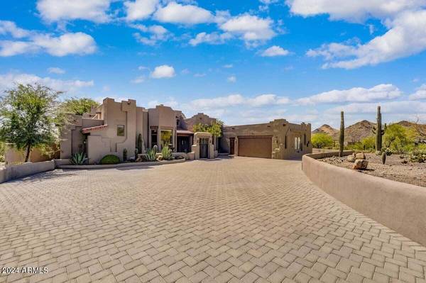 Cave Creek, AZ 85331,5745 E Azure Hills Drive