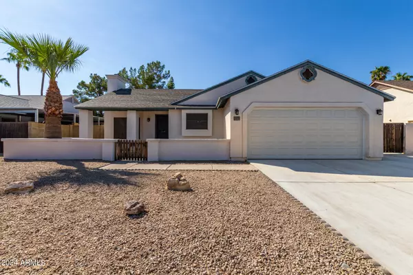 4431 W TOPEKA Drive, Glendale, AZ 85308