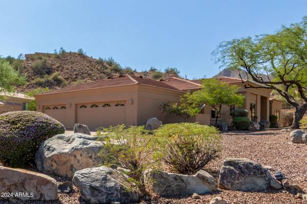 Fountain Hills, AZ 85268,15024 N SANTIAGO Place