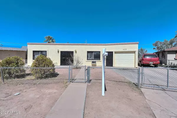 3002 W LATHAM Street, Phoenix, AZ 85009