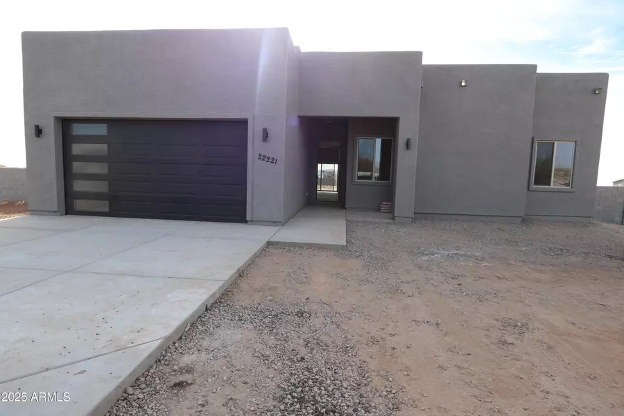 22221 W Ocupado Drive, Wittmann, AZ 85361