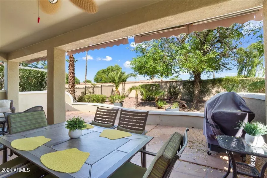 22303 N MONTECITO Avenue, Sun City West, AZ 85375