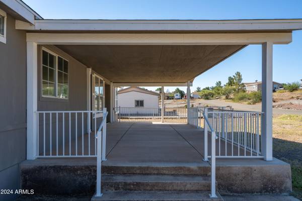 Mayer, AZ 86333,17344 E APRICOT Lane