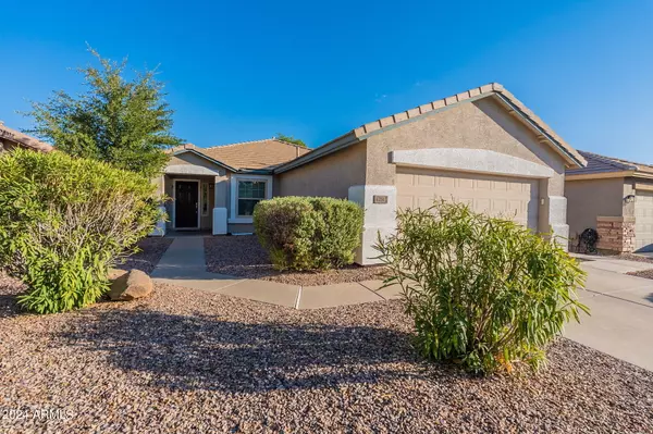 4251 E SUNDANCE Avenue, Gilbert, AZ 85297