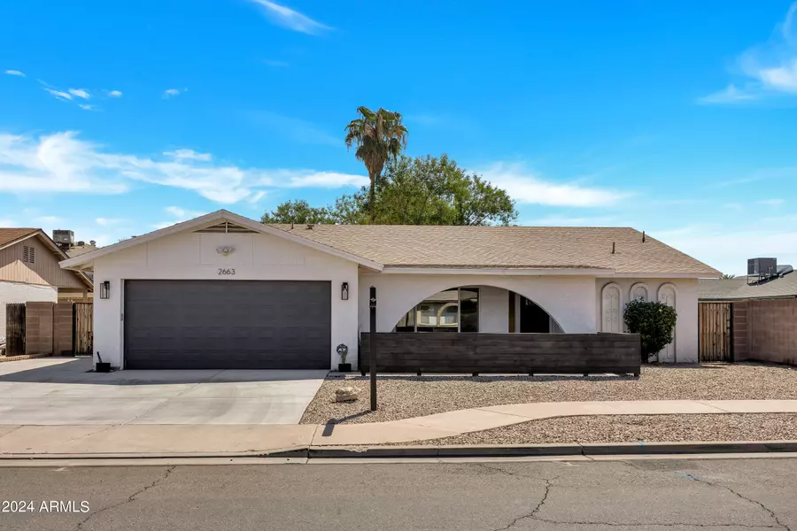 2663 W KILAREA Avenue, Mesa, AZ 85202