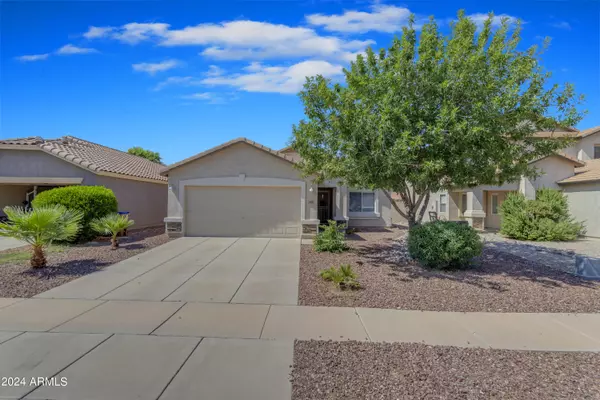 2836 E MINERAL PARK Road, San Tan Valley, AZ 85143