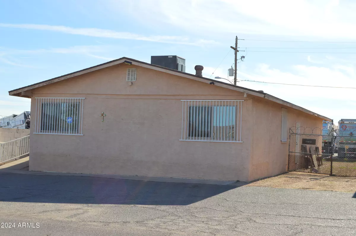 El Mirage, AZ 85335,11613 NW GRAND Avenue