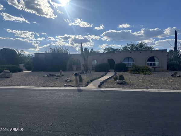 1934 EXETER Drive, Sierra Vista, AZ 85635