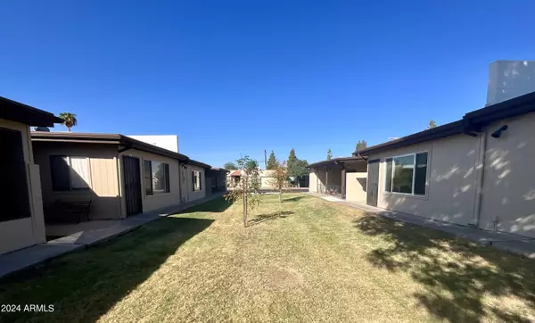 Mesa, AZ 85206,4502 E CAROL Avenue #4