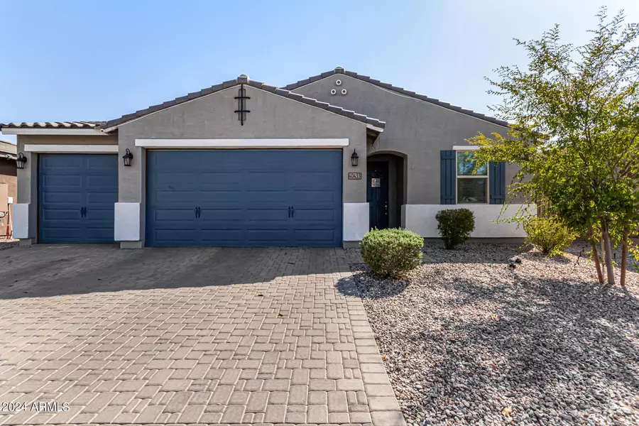 40433 W CRANE Drive, Maricopa, AZ 85138