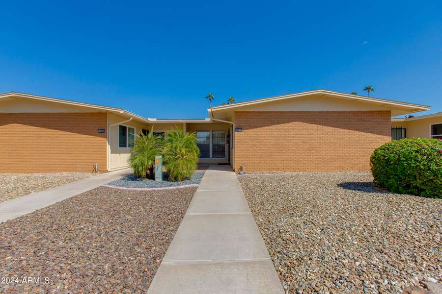 10822 W Santa Fe Drive, Sun City, AZ 85351