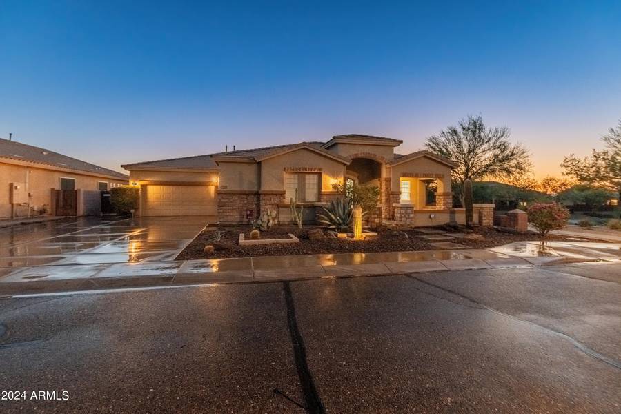 27428 N COVERED WAGON Road, Phoenix, AZ 85085