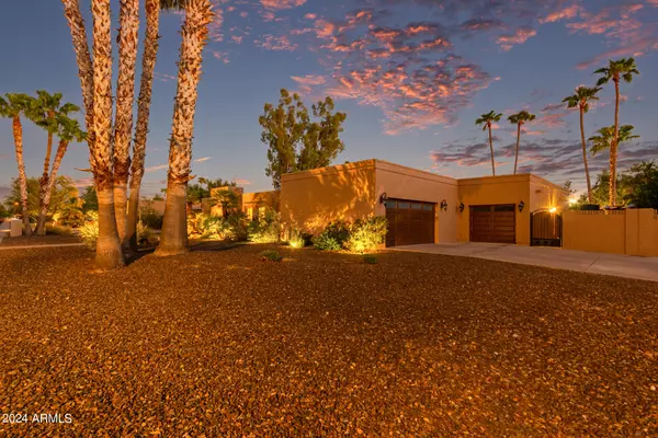 Scottsdale, AZ 85254,5827 E WALTANN Lane