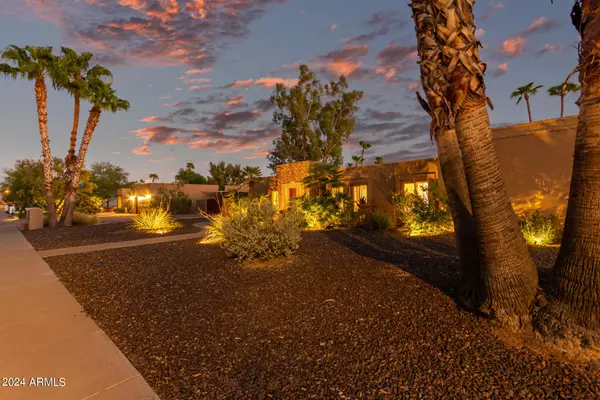Scottsdale, AZ 85254,5827 E WALTANN Lane