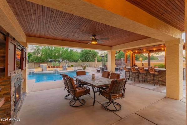 Phoenix, AZ 85083,4649 W DESERT HOLLOW Drive