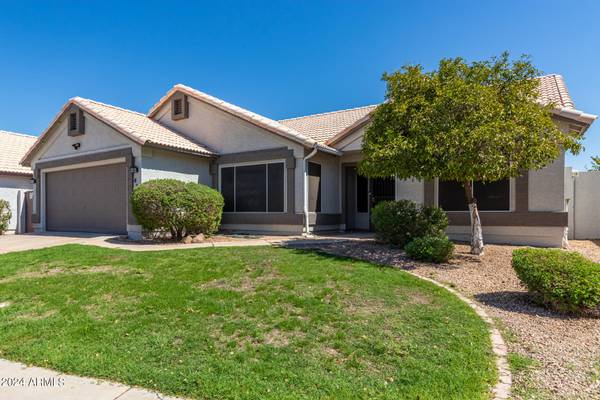 Chandler, AZ 85225,433 N VELERO Street