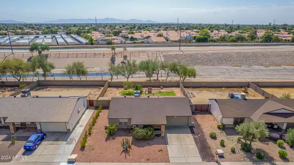 Glendale, AZ 85304,5233 W COLUMBINE Drive