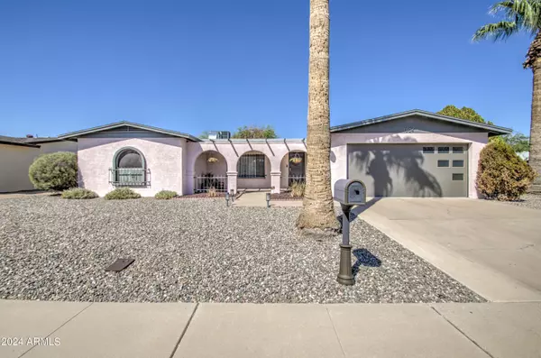 4804 W DESERT COVE Avenue, Glendale, AZ 85304