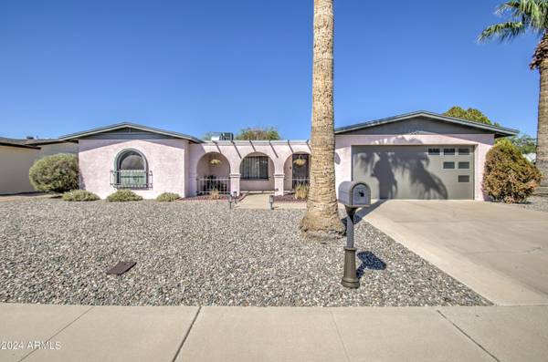 4804 W DESERT COVE Avenue, Glendale, AZ 85304