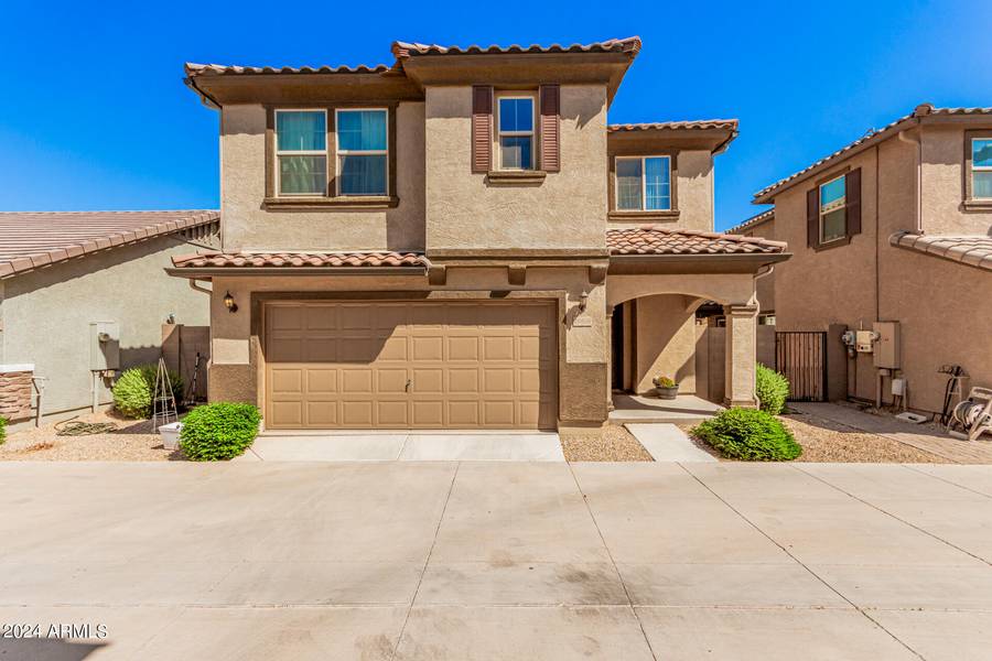 16656 W JENAN Drive, Surprise, AZ 85388