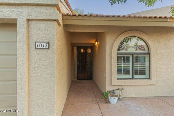 Mesa, AZ 85206,1021 S GREENFIELD Road #1017