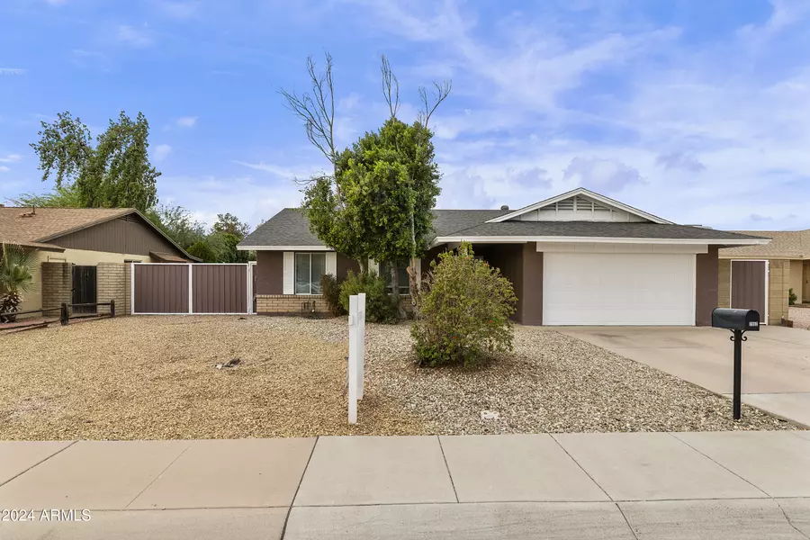 2902 N CHERI LYNN Court, Chandler, AZ 85225