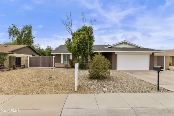 2902 N CHERI LYNN Court, Chandler, AZ 85225