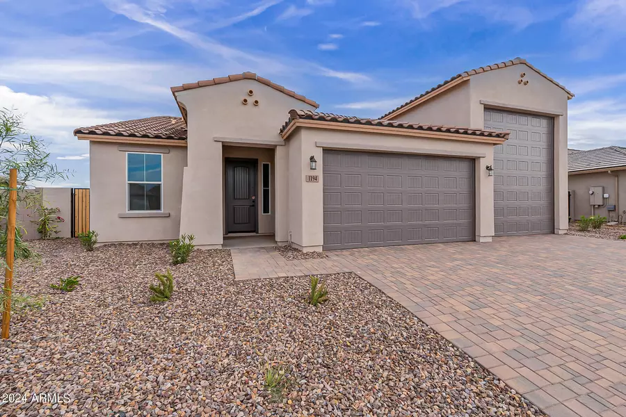 1194 E CRESTRIDGE Drive, Casa Grande, AZ 85122