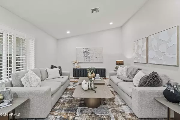 Gilbert, AZ 85234,1822 E WASHINGTON Avenue