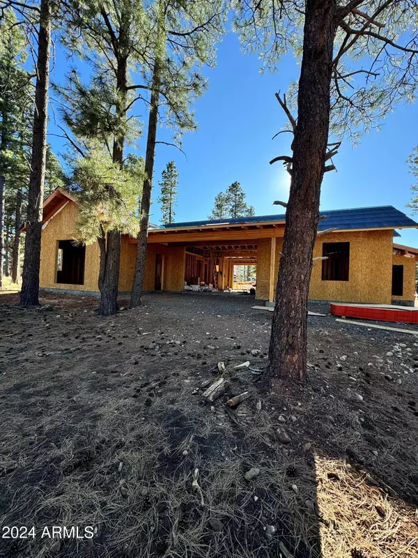 Flagstaff, AZ 86005,2380 S Pinyon Jay Drive #28