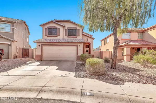 32854 N QUAIL Avenue, San Tan Valley, AZ 85144