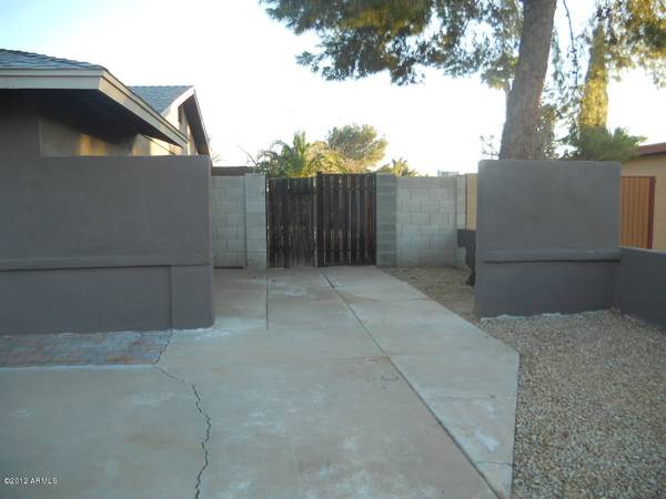 Scottsdale, AZ 85254,5337 E GELDING Drive