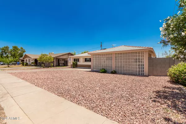 Phoenix, AZ 85029,3401 W PARADISE Drive