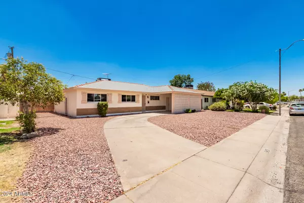 Phoenix, AZ 85029,3401 W PARADISE Drive