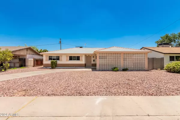 3401 W PARADISE Drive, Phoenix, AZ 85029