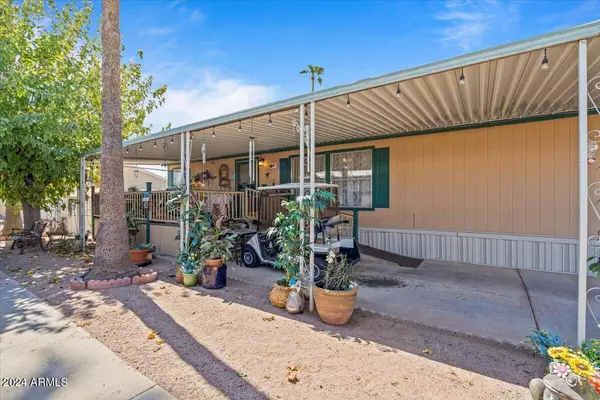 Mesa, AZ 85201,2121 N Center Street #8