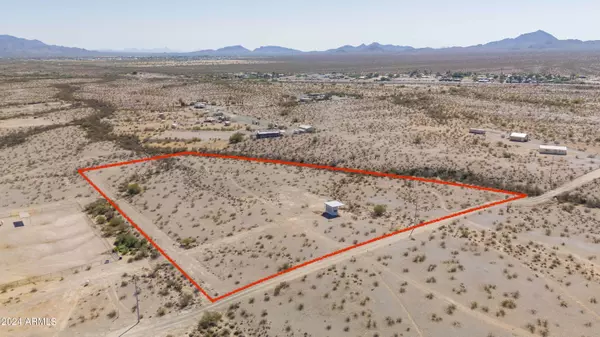 Salome, AZ 85348,39067 AVENUE 57 1/4th Avenue